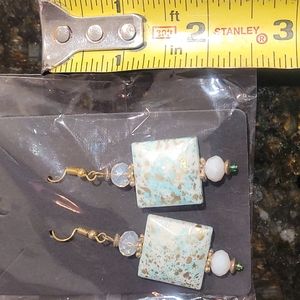 ** 3/$5 **  Earrings, pierced dangle gold/aqua/white